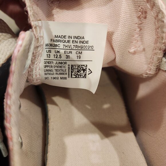 Pink Converse - Picture 4 of 4
